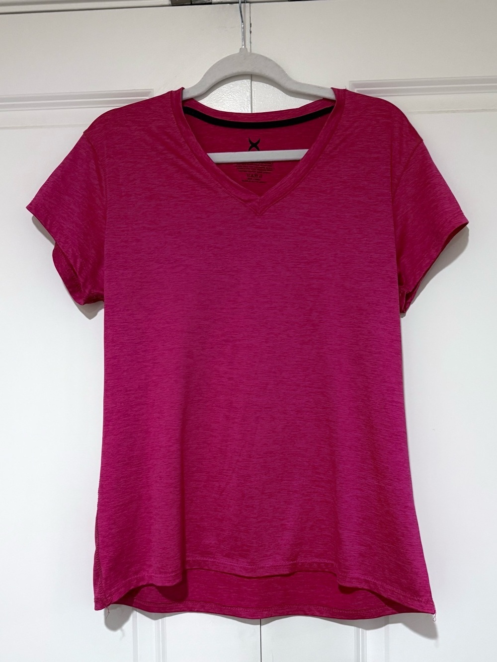Game Time Women's V-Neck Tee in Fuchsia Pink